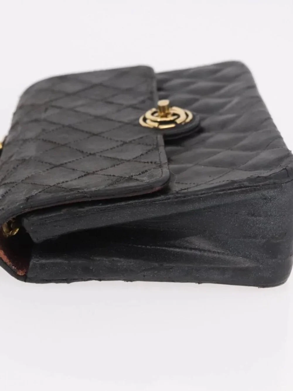 CHANEL Matelasse Chain Shoulder Bag Leather Black Gold CC Auth 188806